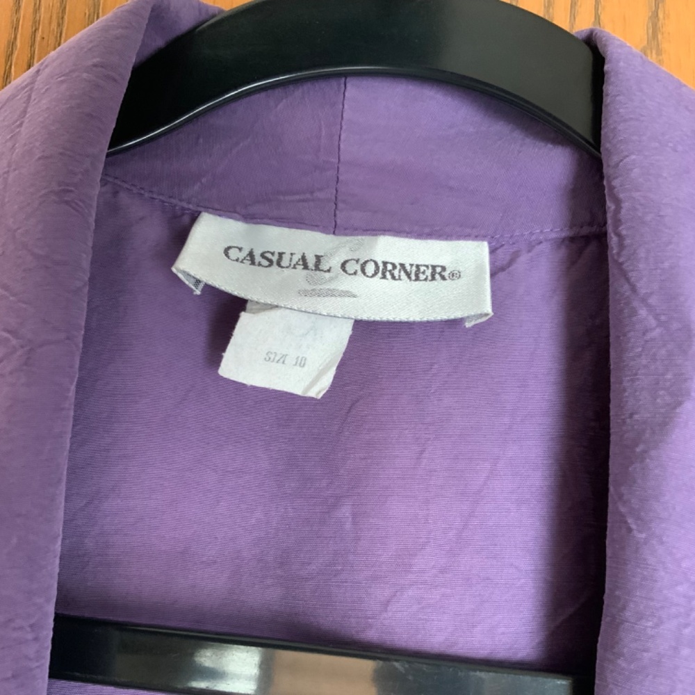 VINTAGE CASUAL CORNER SHORT DRESS SUIT JACKET BLAZER PURPLE SIZE 10 MADE IN USA - Picture 2 of 3